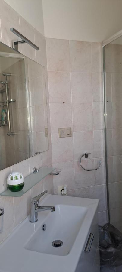 Piero'S Apartment Калазета Екстериор снимка